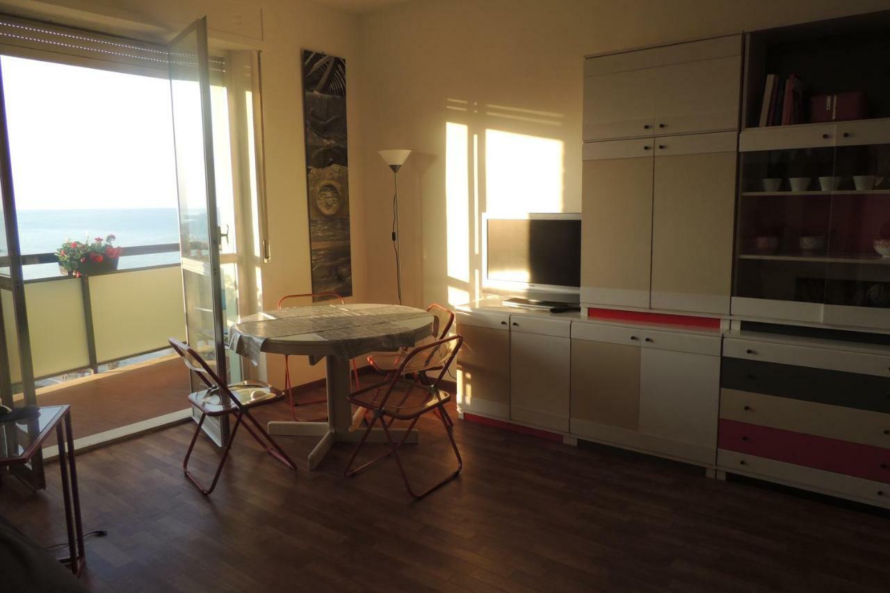 Апартаменти Interno 132 Порто-Сан-Джорджо Екстер'єр фото